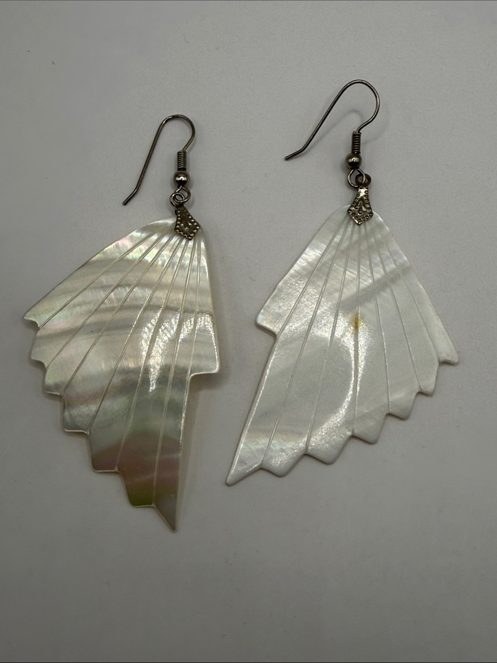 Vintage White Mother of Pearl Fan Shaped Dangle Drop Statement Earrings